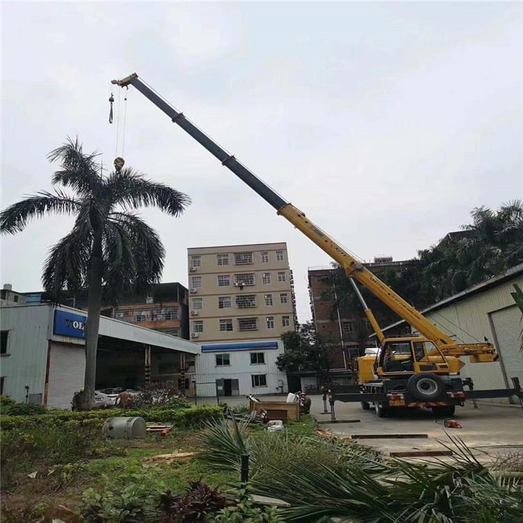 赤坎12吨吊车出租一天的收费标准是什么