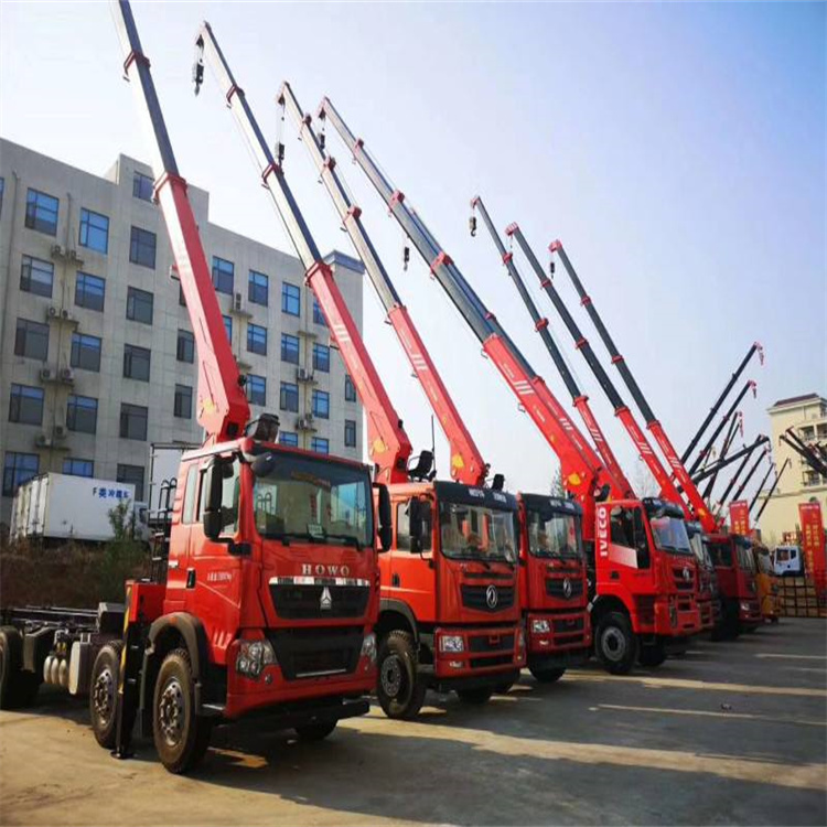 赤坎租专业吊车电话