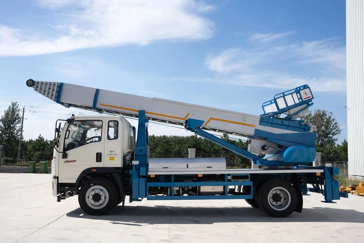 赤坎云梯上料车租赁费用